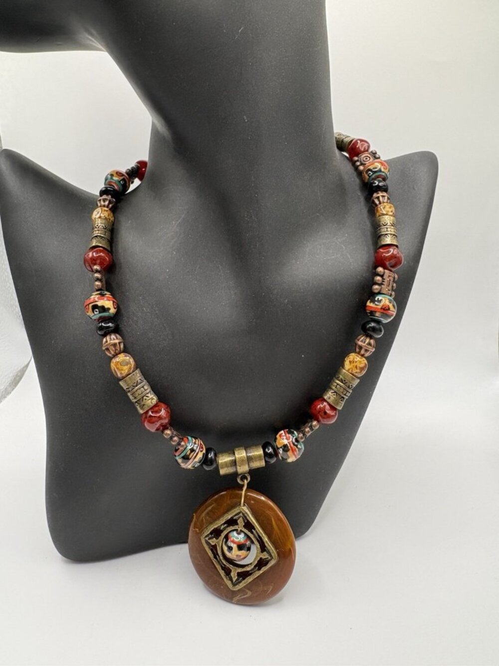 Chico's Necklace Southwestern Stone Beaded Round Disc Pendant Ethic Tribal Boho
